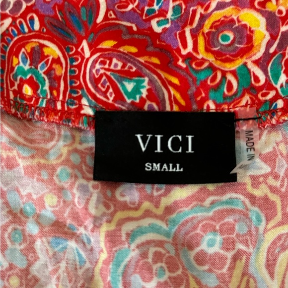 Cute wrap top - Picture 4 of 6